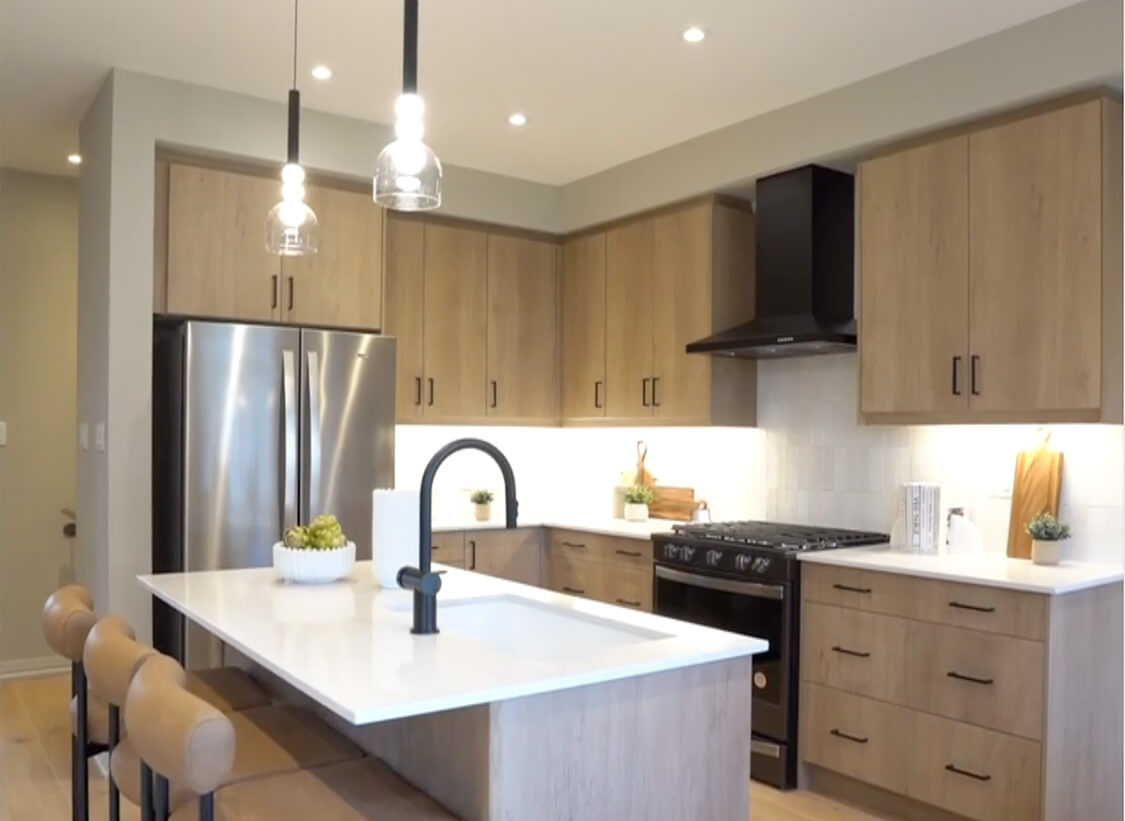 Lindsay Heights Showhome Tour - Yarrow, Semi-detached (Elev. B2)